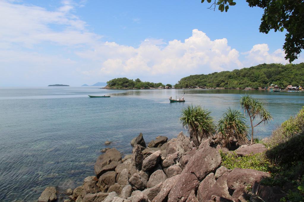 River Hotel Hà Tiên Buitenkant foto